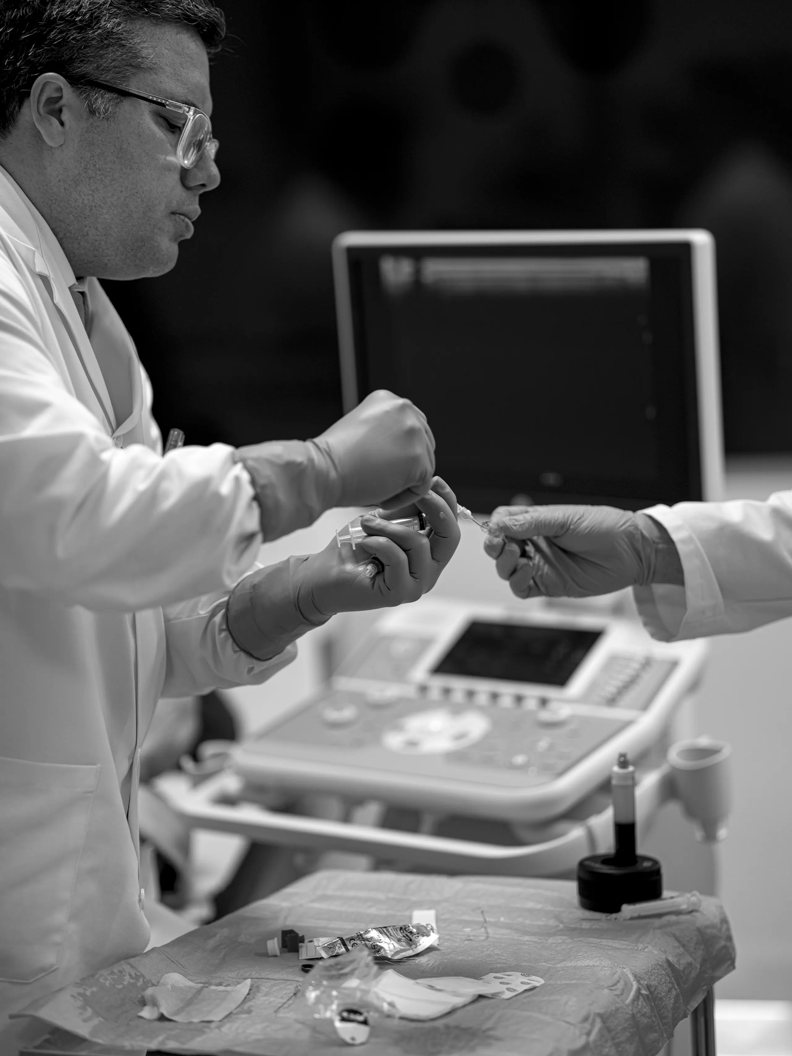 Osteotomías supramaleolares momento óseo y reconstrucción de ligamentos
